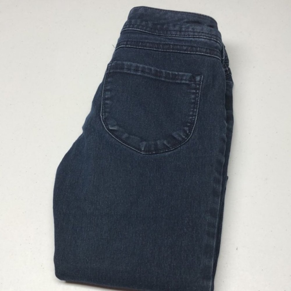 LIKE NEW BRODY DARKWASH SKINNY JEANS 26x31 DESIGNED IN CANADA 🍁